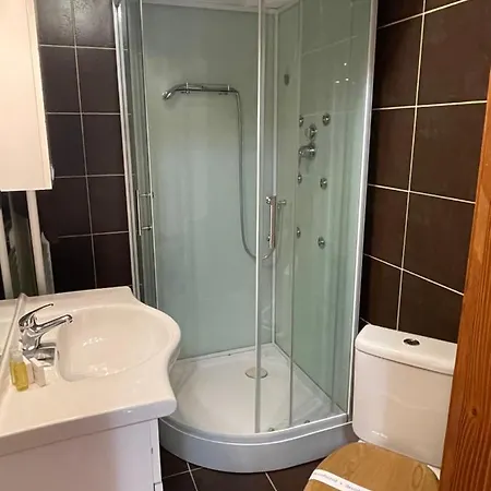 ゲストハウス Granarollo Pizzeria